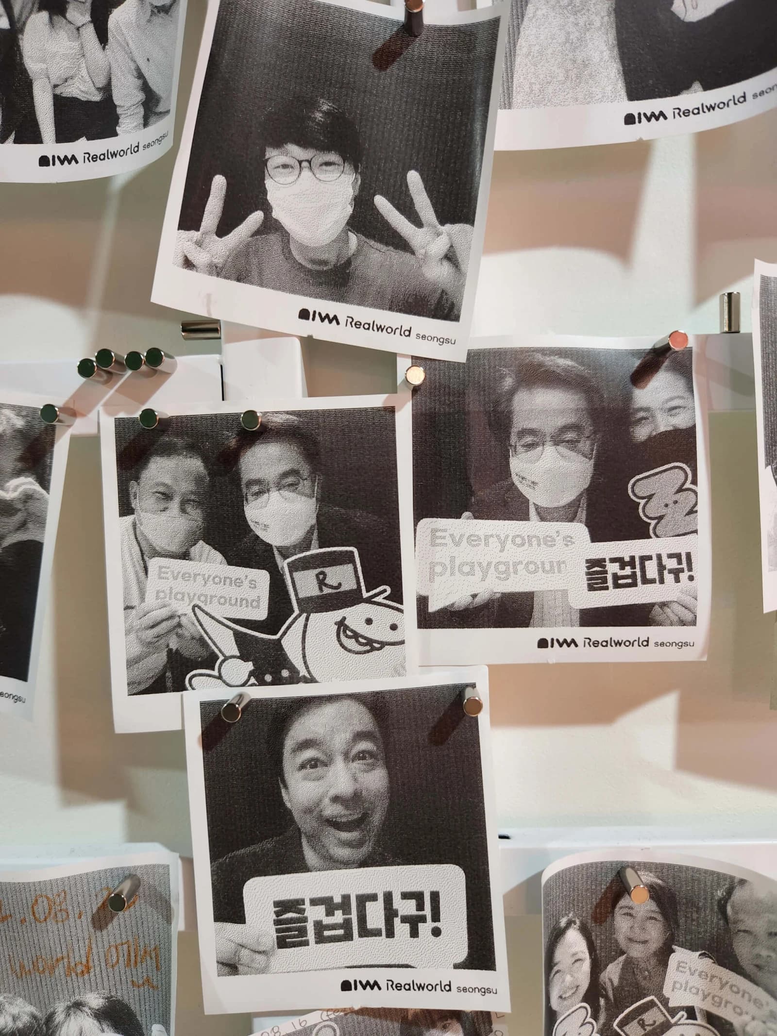 환상적인 공간에서 즐겁게 게임 할 수 있었어요!! :D